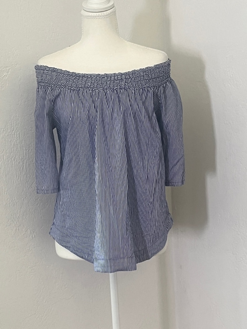 7th Avenue Blue off shoulder top striped blouse